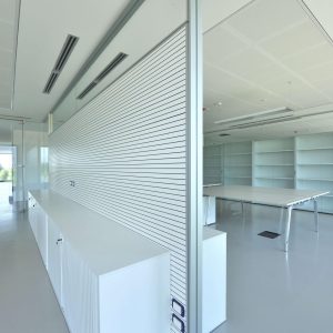 integra-solid-partition-wall-for-office-partitioning